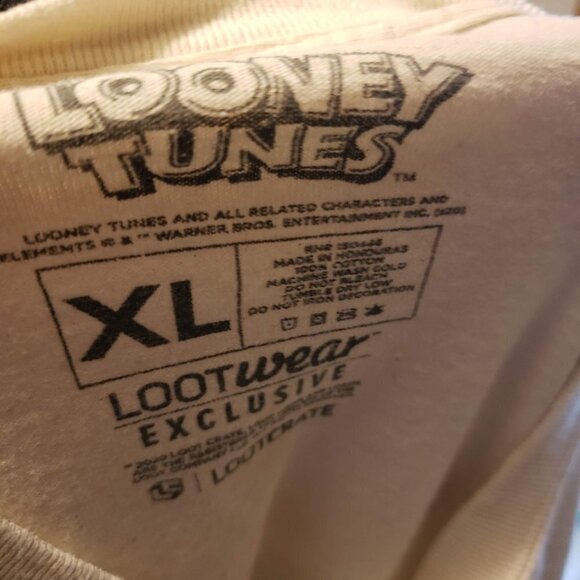Bugs Bunny Looney Tunes Men's XL Beige Natural Cotton T-Shirt Loot Crate - Picture 4 of 4